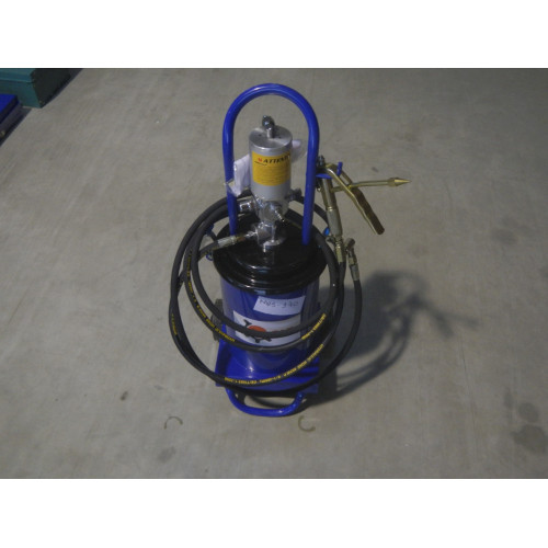 PISTOLET DE GRAISSAGE WUFU RH1121D